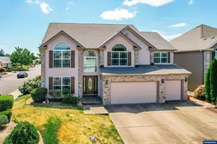 692 Burgundy Ave NE, Keizer, OR 97303 - Photo 2