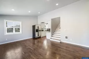 415 S 11th St, Independence, OR 97351 - Photo 16