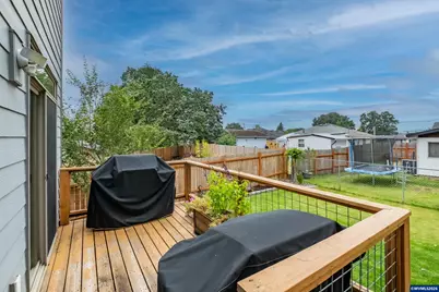 325 S 11th St, Saint Helens, OR 97051 - Photo 32
