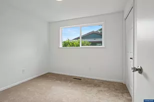 460 NW Maxine Ave, Corvallis, OR 97330 - Photo 26