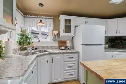 3430 Hidden View Ln NE #7, Salem, OR 97305 - Photo 30