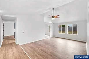 5365 Pike Cir S, Salem, OR 97304 - Photo 8