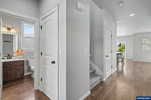 1369 S 10th St, Independence, OR 97351 - Photo 6