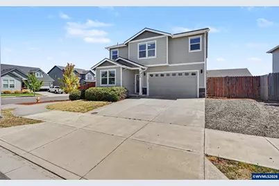 1369 S 10th St, Independence, OR 97351 - Photo 2