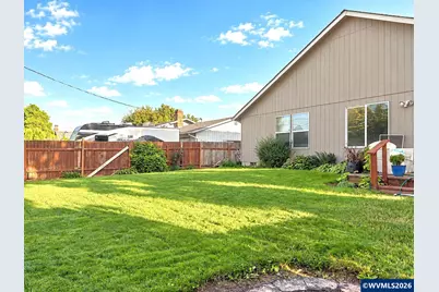 1642 SE Cortland Av, Dallas, OR 97338 - Photo 22