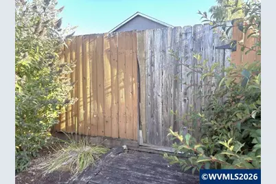 1642 SE Cortland Av, Dallas, OR 97338 - Photo 36
