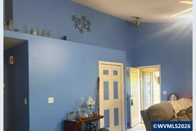 1642 SE Cortland Av, Dallas, OR 97338 - Photo 10