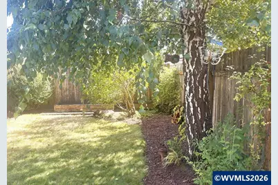1642 SE Cortland Av, Dallas, OR 97338 - Photo 4