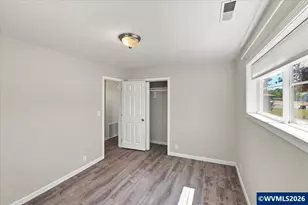 486 Oregon St, Lebanon, OR 97355 - Photo 14