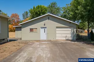 486 Oregon St, Lebanon, OR 97355 - Photo 38