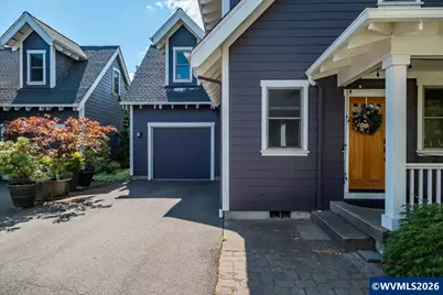 1007 Gwinn St E, Monmouth, OR 97361 - Photo 2