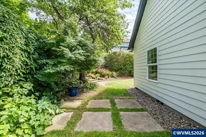 4401 NW Boxwood Dr, Corvallis, OR 97330 - Photo 32