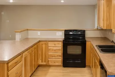 8951 S Good Ln, Canby, OR 97013 - Photo 18