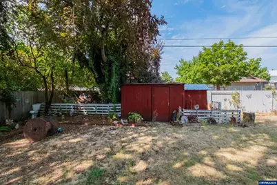 183 W Cedar Dr, Lebanon, OR 97355 - Photo 38