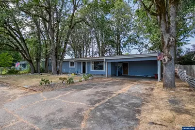 183 W Cedar Dr, Lebanon, OR 97355 - Photo 2