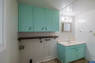 183 W Cedar Dr, Lebanon, OR 97355 - Photo 26