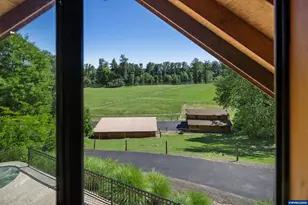 34643 Mountain View Pl NE, Albany, OR 97322 - Photo 18