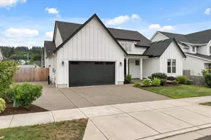 1474 Meadow Ave, Silverton, OR 97381 - Photo 2
