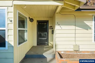 1091 SE 3rd Av, Mill City, OR 97360 - Photo 4