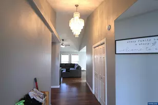 752 Merlot Ave NE, Keizer, OR 97303 - Photo 2