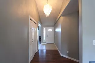 752 Merlot Ave NE, Keizer, OR 97303 - Photo 6