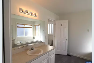 752 Merlot Av NE, Keizer, OR 97303 - Photo 24