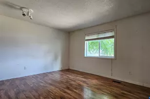 4721 Serra Ct NE, Salem, OR 97305 - Photo 8