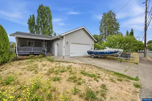 783 W Main St, Sheridan, OR 97378 - Photo 2