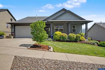 1644 Centennial Dr, Silverton, OR 97381 - Photo 1