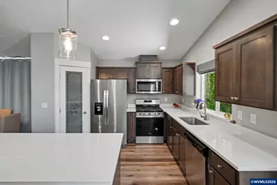 5721 Springwood Av SE, Salem, OR 97306 - Photo 8