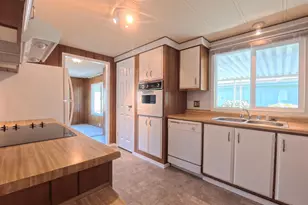 1055 Lockhaven Dr N, Keizer, OR 97303 - Photo 10