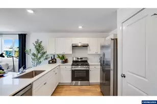 651 Minnesota St, Lebanon, OR 97355 - Photo 14