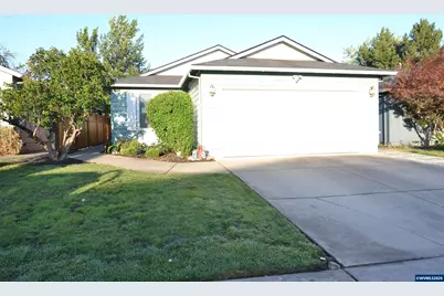 450 St Clair Wy, Eagle Point, OR 97524 - Photo 1