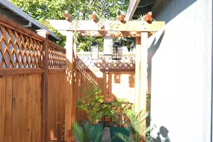 450 St Clair Way, Eagle Point, OR 97524 - Photo 4