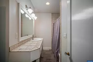 405 NW 33rd St, Corvallis, OR 97330 - Photo 20