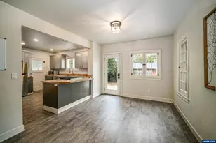405 NW 33rd St, Corvallis, OR 97330 - Photo 16