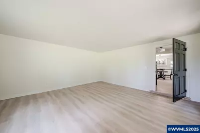 2995 Barnhart Rd, Dallas, OR 97338 - Photo 8