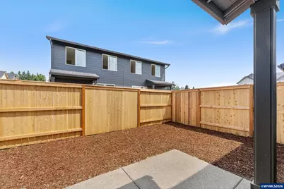 1564 Brown St, Woodburn, OR 97071 - Photo 32