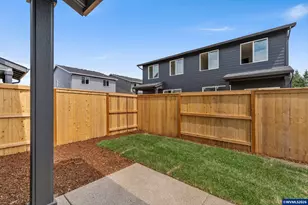 1584 Brown St, Woodburn, OR 97071 - Photo 32