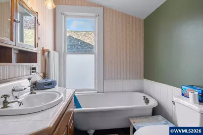 620 9th Av SW, Albany, OR 97321 - Photo 24