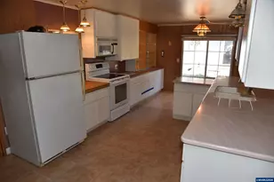 2690 Rocky Way SE, Salem, OR 97306 - Photo 28