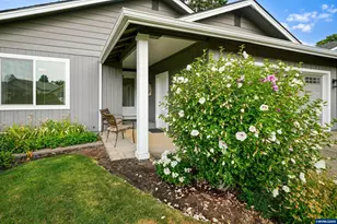 1639 Nut Tree Dr NW, Salem, OR 97304 - Photo 4