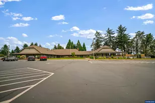 1639 Nut Tree Dr NW, Salem, OR 97304 - Photo 44