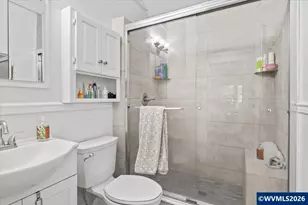 375 23rd St SE, Salem, OR 97301 - Photo 18