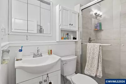375 23rd St SE, Salem, OR 97301 - Photo 18