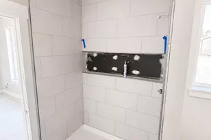 981 W Washington St, Carlton, OR 97111 - Photo 8