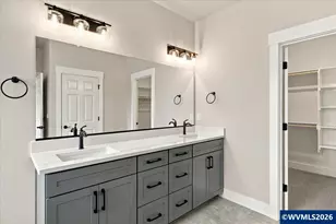 981 W Washington St, Carlton, OR 97111 - Photo 22