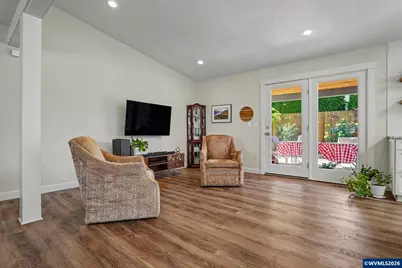 5743 Flairstone Dr SE, Salem, OR 97306 - Photo 8