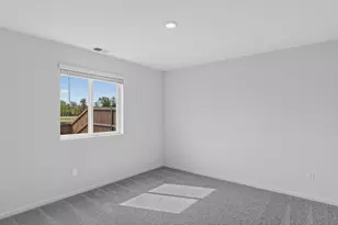 663 Minnesota St, Lebanon, OR 97355 - Photo 18