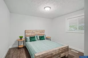 2210 4th St NE, Salem, OR 97301 - Photo 16
